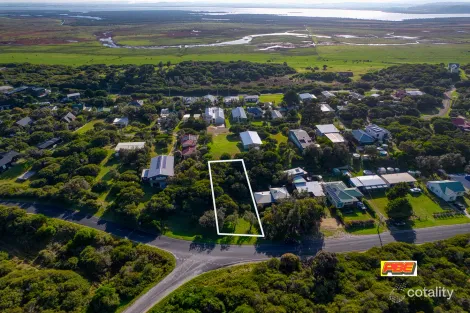 Property photo of 110 Canterbury Road Venus Bay VIC 3956
