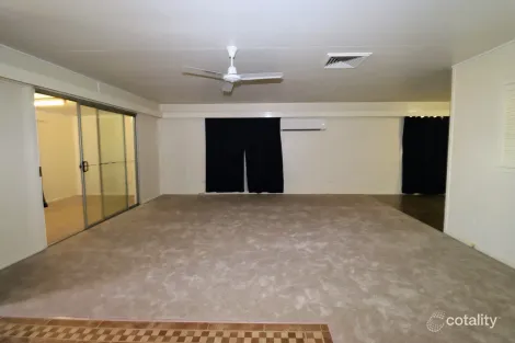 Property photo of 4 Urquhart Street Soldiers Hill QLD 4825