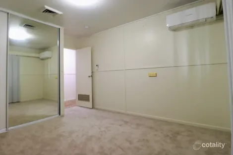 Property photo of 4 Urquhart Street Soldiers Hill QLD 4825