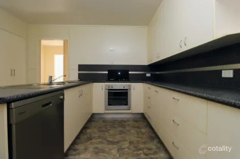 Property photo of 4 Urquhart Street Soldiers Hill QLD 4825