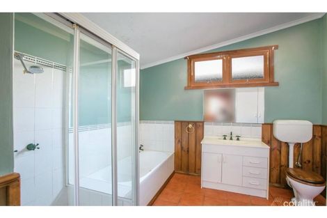 Property photo of 18 Water Street Brown Hill VIC 3350