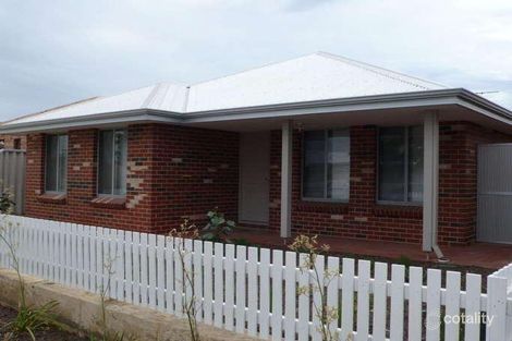 30 Harvest Lakes Bvd, Atwell, WA 6164