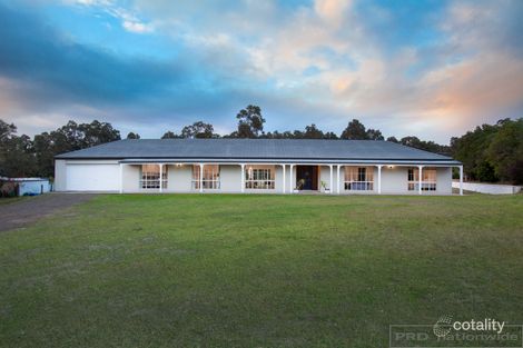 Property photo of 20 Cahill Close Black Hill NSW 2322