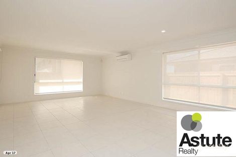 Property photo of 11 Belyando Street Holmview QLD 4207