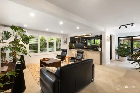 Property photo of 6 Berrimbillah Court Ocean Shores NSW 2483