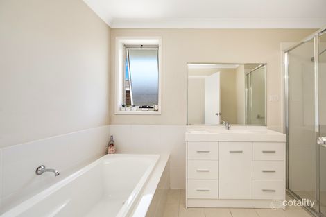 Property photo of 46 Championship Drive Wyong NSW 2259