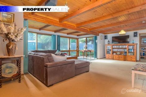 Property photo of 30 Randall Crescent Moe VIC 3825