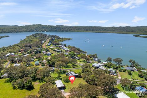 8 Wright St, Russell Island, QLD 4184