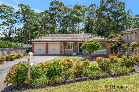 Property photo of 33 Wills Crescent Denhams Beach NSW 2536