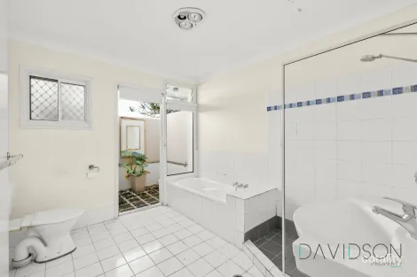 Property photo of 10 Budweiser Street Biggera Waters QLD 4216