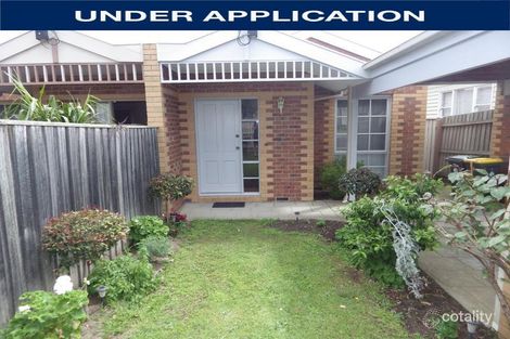 Property photo of 2/7 James Street Brunswick West VIC 3055