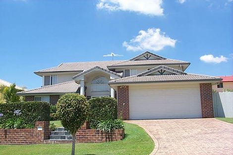 65 Holborn Cres, Carindale, QLD 4152