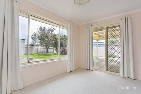 Property photo of 9 Topaz Close Woodcroft SA 5162