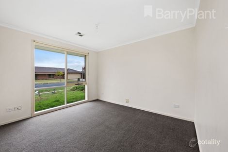 Property photo of 44 Black Forest Road Werribee VIC 3030