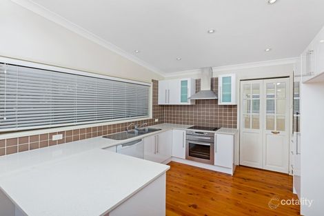 Property photo of 23 Fiesta Crescent Copacabana NSW 2251