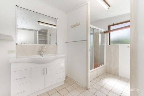 14 Westbourne St, Hyde Park, QLD 4812