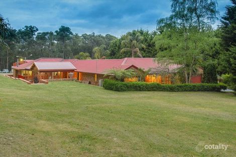 32 Bailey Rd, Cockatoo, VIC 3781
