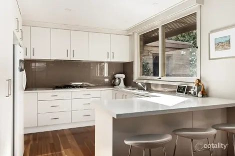 Property photo of 15 The Close Mount Waverley VIC 3149