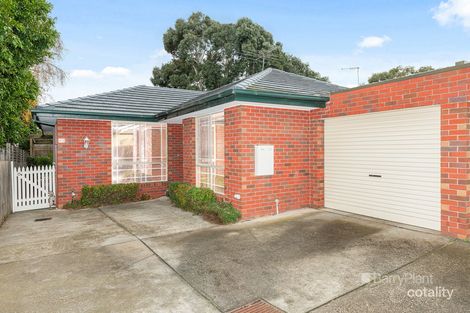 143b Deakin St, Essendon, VIC 3040