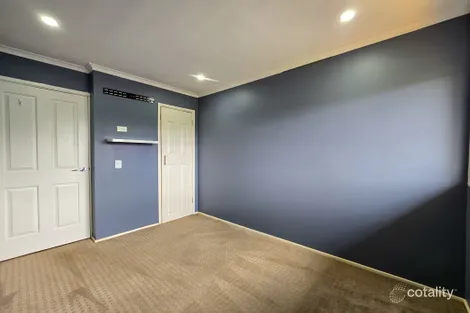 Property photo of 9 Aminya Crescent Bradbury NSW 2560