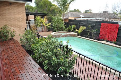 Property photo of 17 Wangarra Road Frankston VIC 3199