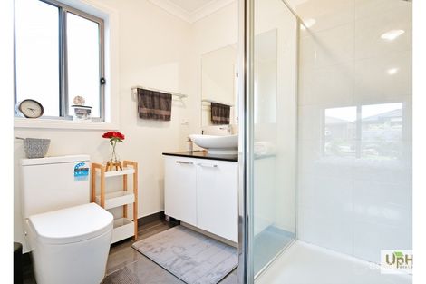 Property photo of 11 Great Banjo Street Clyde North VIC 3978