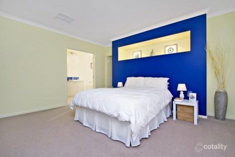 Property photo of 19 Rathlin Avenue Junortoun VIC 3551