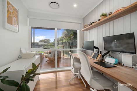 Property photo of 33 Pennefather Street Higgins ACT 2615