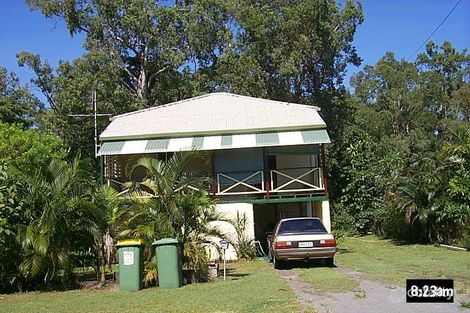 11 Christensen St, Machans Beach, QLD 4878