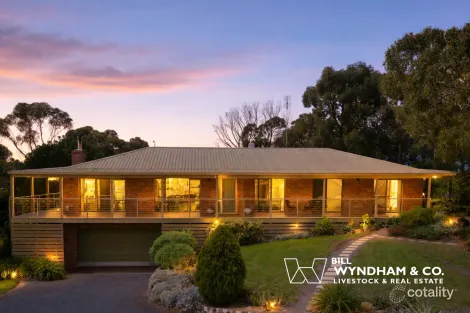 35 Currawong Ct, Metung, VIC 3904