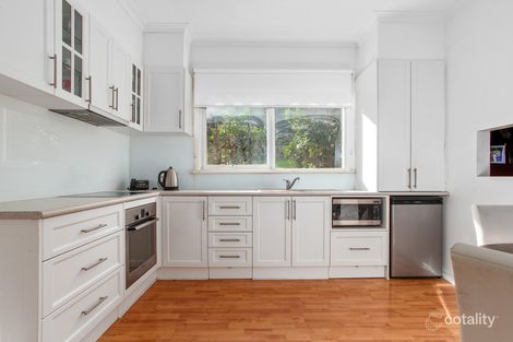 Property photo of 18 Riverside Avenue Keilor VIC 3036