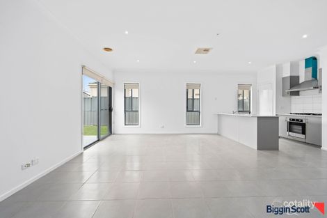 Property photo of 73 Poplar Boulevard Tarneit VIC 3029