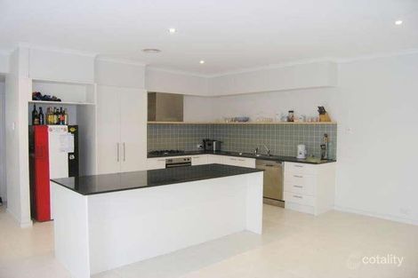 Property photo of 37 St Andrews Drive Heatherton VIC 3202