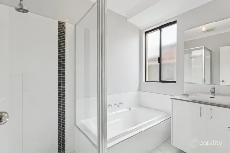 Property photo of 15 Bomere Chase Aveley WA 6069