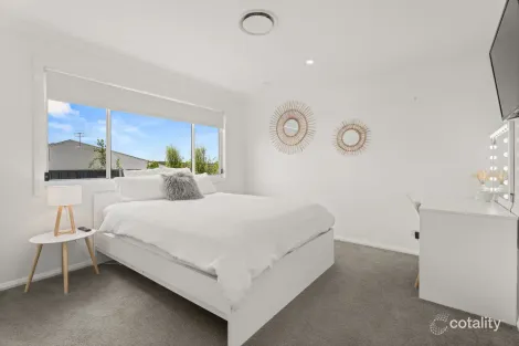 Property photo of 44 Corella Crescent Sanctuary Point NSW 2540