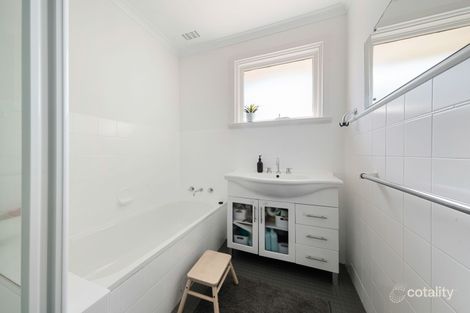 Property photo of 33 Pennefather Street Higgins ACT 2615