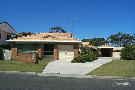 Property photo of 2/29 Boronia Crescent Yamba NSW 2464