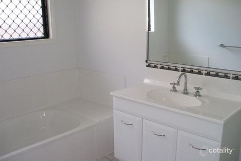 Property photo of 3 Estuary Parade Douglas QLD 4814