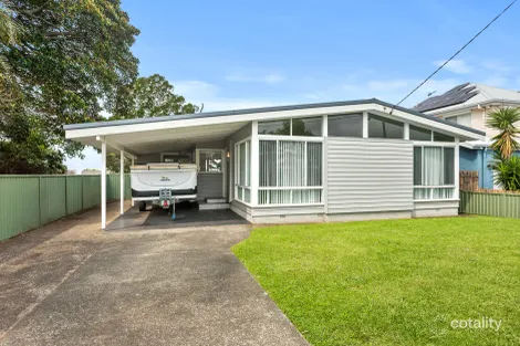 Property photo of 4 Eastern Avenue Shellharbour NSW 2529