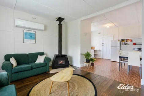 Property photo of 6 Somerset Street Rosebery TAS 7470