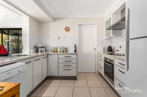 Property photo of 55 College Road Karana Downs QLD 4306