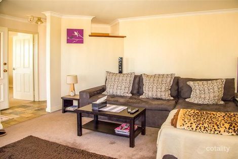 Property photo of 3B Selloa Court Halls Head WA 6210