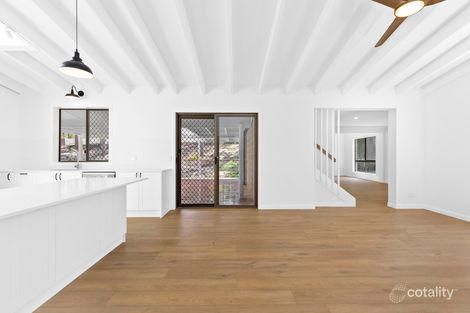 Property photo of 3 Evergreen Drive Elanora QLD 4221
