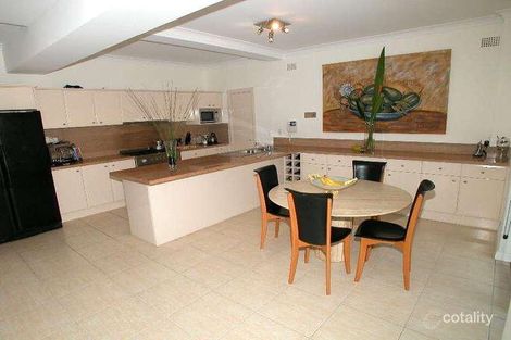 Property photo of 11 Tutt Crescent Chiswick NSW 2046