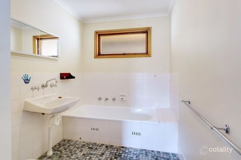Property photo of 21 Davidson Court Pooraka SA 5095