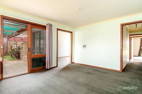 Property photo of 16 Cambridge Crescent Werribee VIC 3030