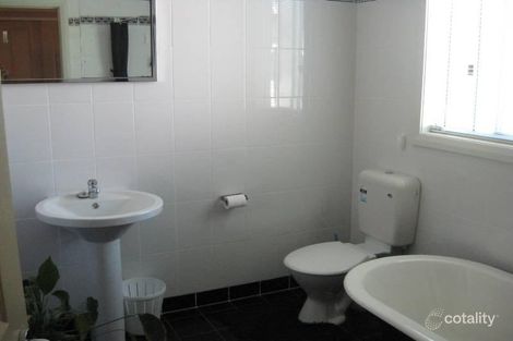 Property photo of 51 Wombat Street Young NSW 2594