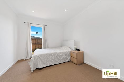 Property photo of 11 Carmichael Avenue Cranbourne West VIC 3977