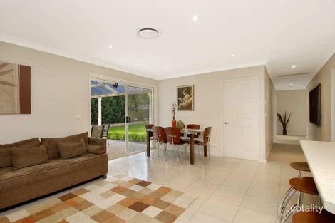 Property photo of 8 Larool Crescent Castle Hill NSW 2154