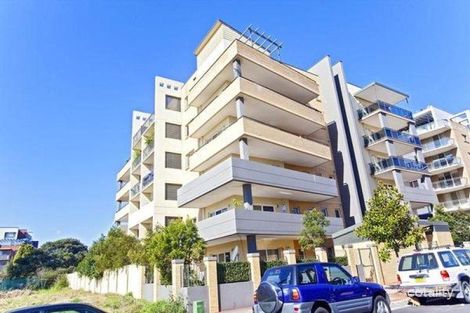 Property photo of 30/8-10 Browne Parade Warwick Farm NSW 2170